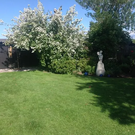 Sylvia In Eupen, Terrasse , Garten & Naehe Zum Hohen Venn Eupen